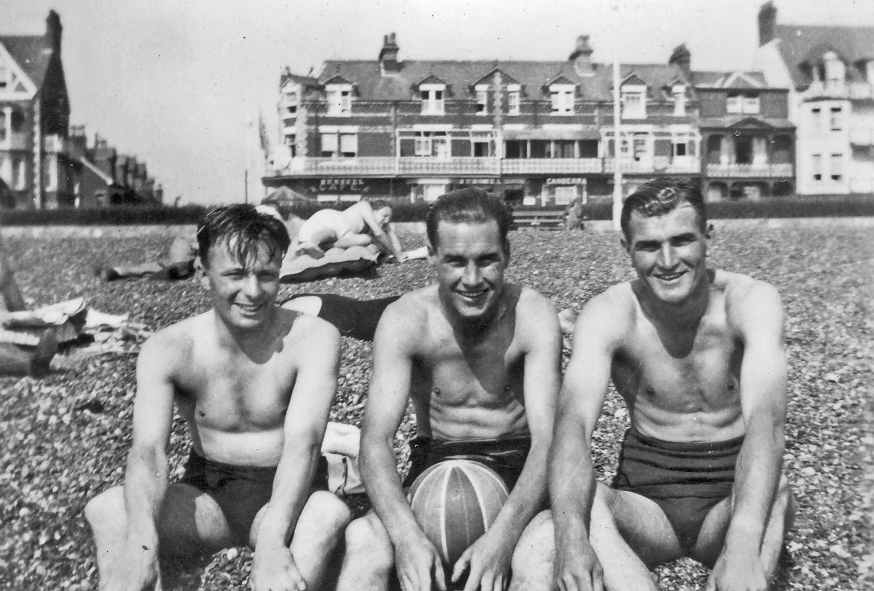Hal & 2 other ex-Dukies at Felixstowe